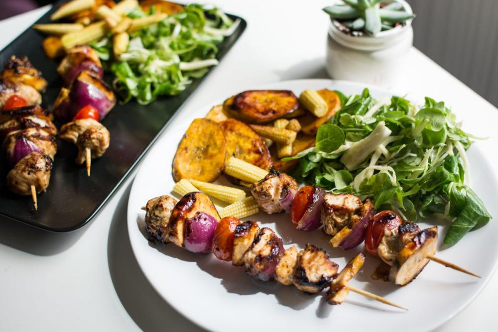 Paleo chicken skewers with plantains Paleo chicken skewers with plantains