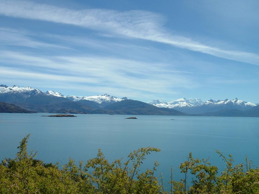 General Carrera lake, the largest lake in Chile landscape free photo General Carrera lake, the largest lake in Chile landscape free photo