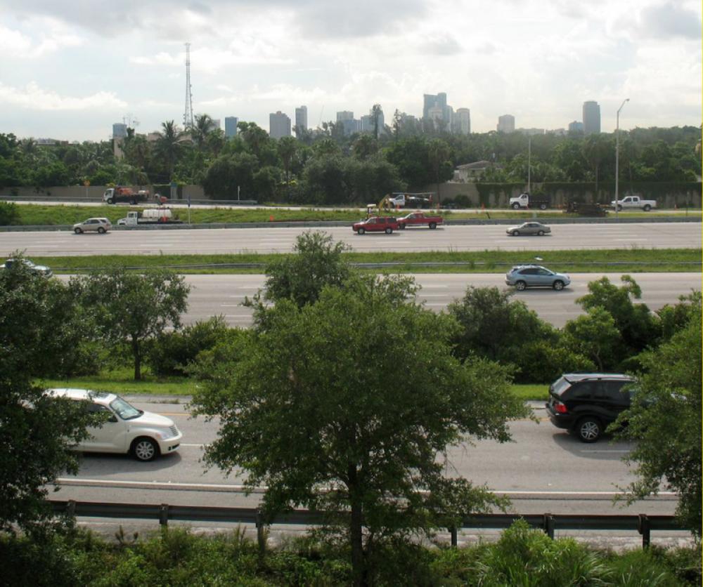 Interstate 95 passing through Fort Lauderdale in Florida free photo Interstate 95 passing through Fort Lauderdale in Florida free photo