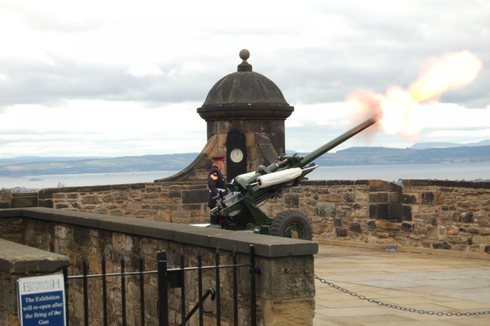 One O'Clock Gun free photo One O'Clock Gun free photo