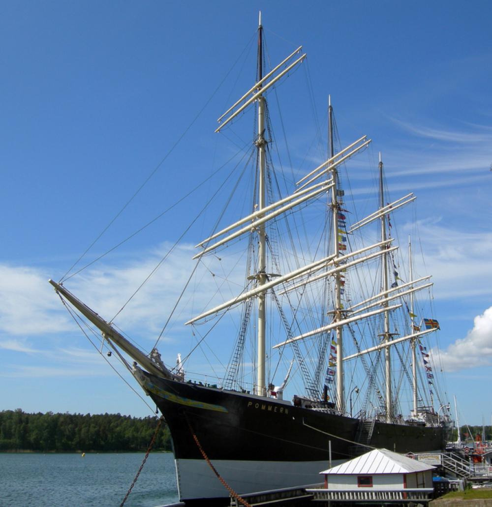 Pommern Docked in Mariehamn Harbor, Finland free photo Pommern Docked in Mariehamn Harbor, Finland free photo