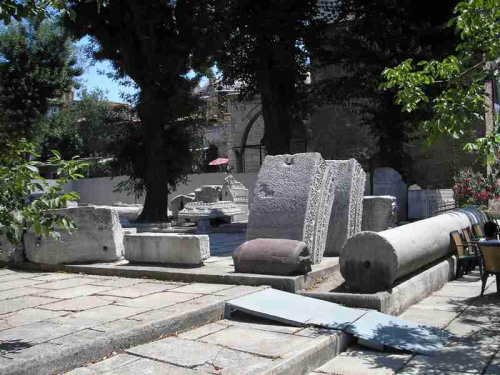 Ruins of a Basilica in Istanbul, Turkey free photo Ruins of a Basilica in Istanbul, Turkey free photo