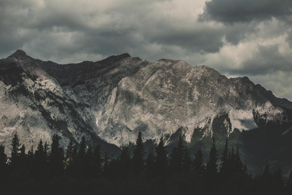 Mountain landscape with clouds free image Mountain landscape with clouds free image