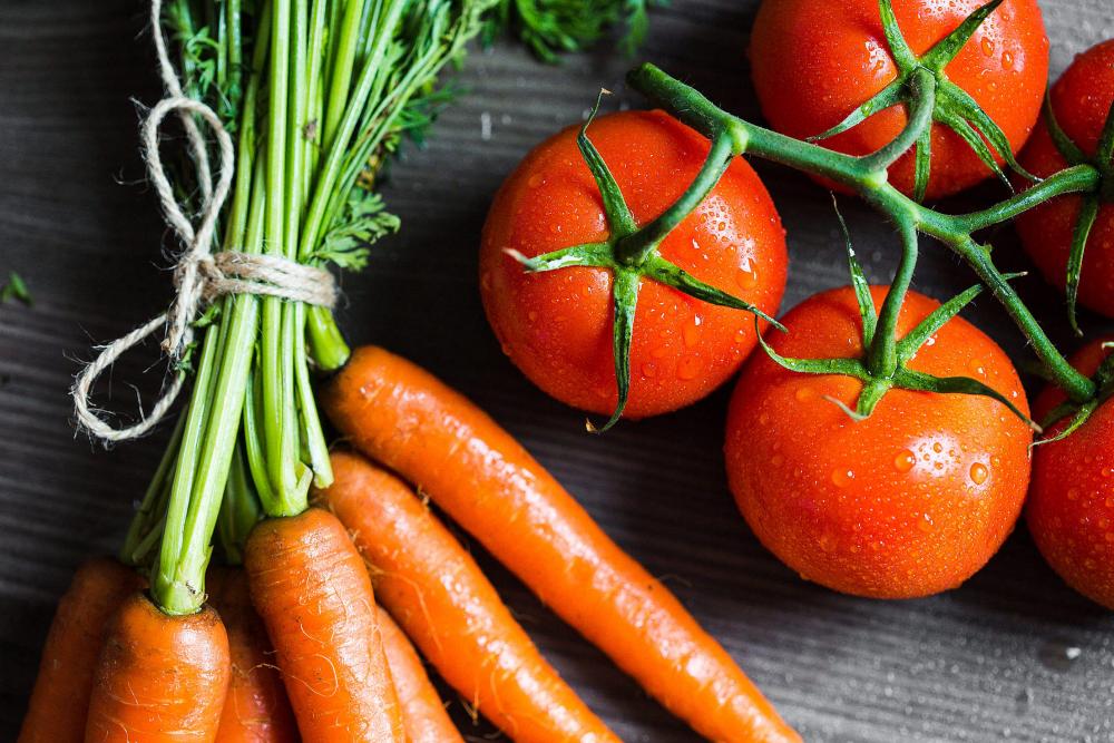 Tomatoes and Carrots Tomatoes and Carrots