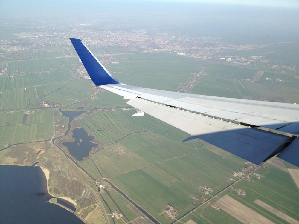 Aircraft Landing Amsterdam Wing Aircraft Landing Amsterdam Wing