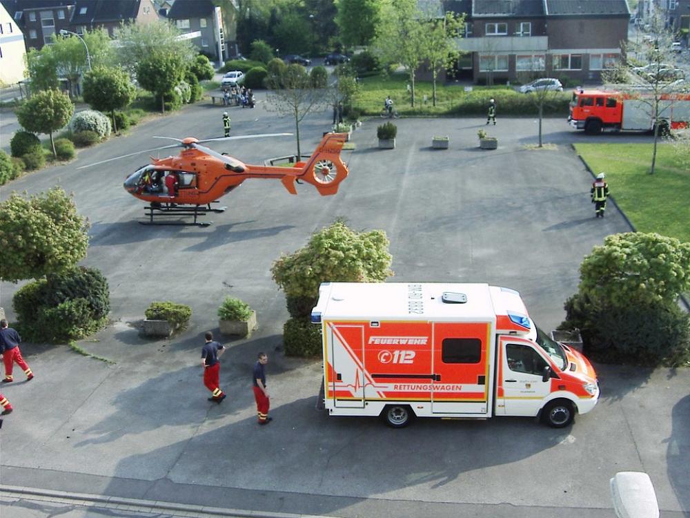 Ambulance Doctor On Call Ambulance Helicopter Ambulance Doctor On Call Ambulance Helicopter