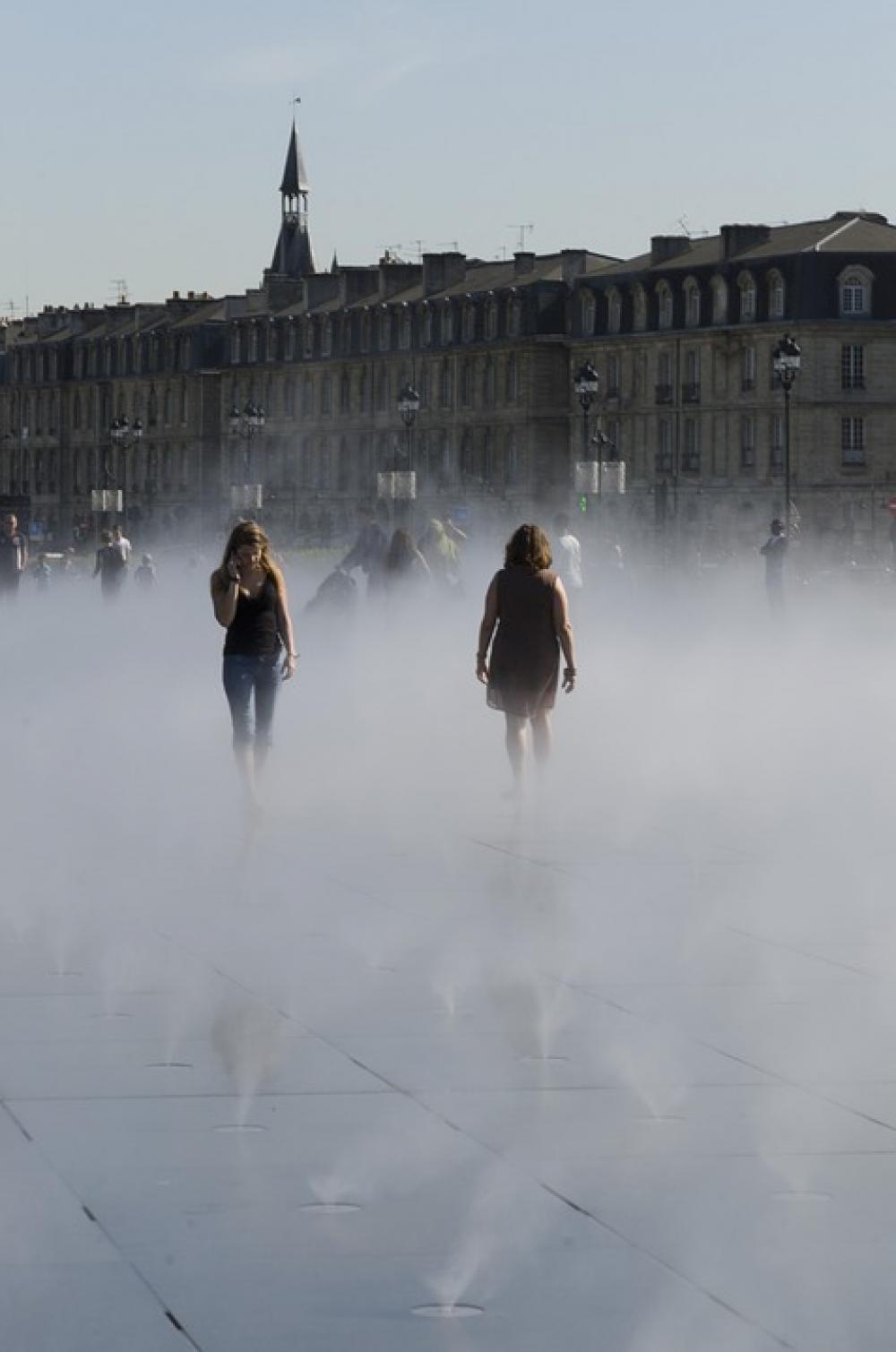 Bordeaux Place De La Bourse Fountain Bordeaux Place De La Bourse Fountain