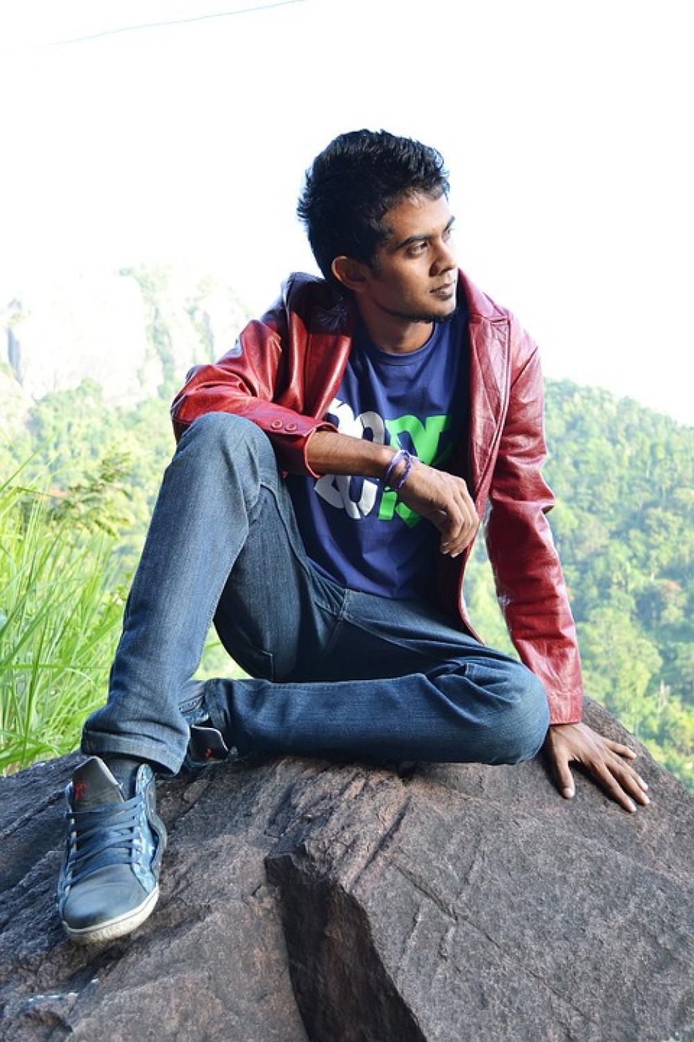 stylish Indian boy with smart pose | Photoskart