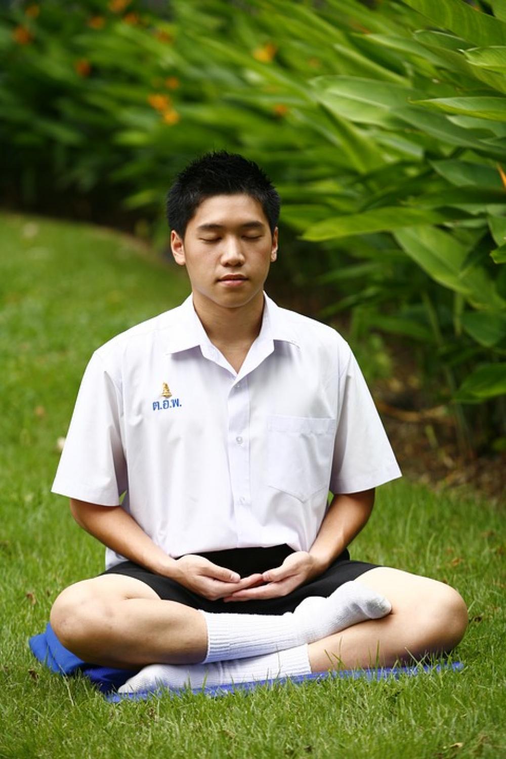 Buddhism Meditation Tailor Seat Buddhist Boy Buddhism Meditation Tailor Seat Buddhist Boy
