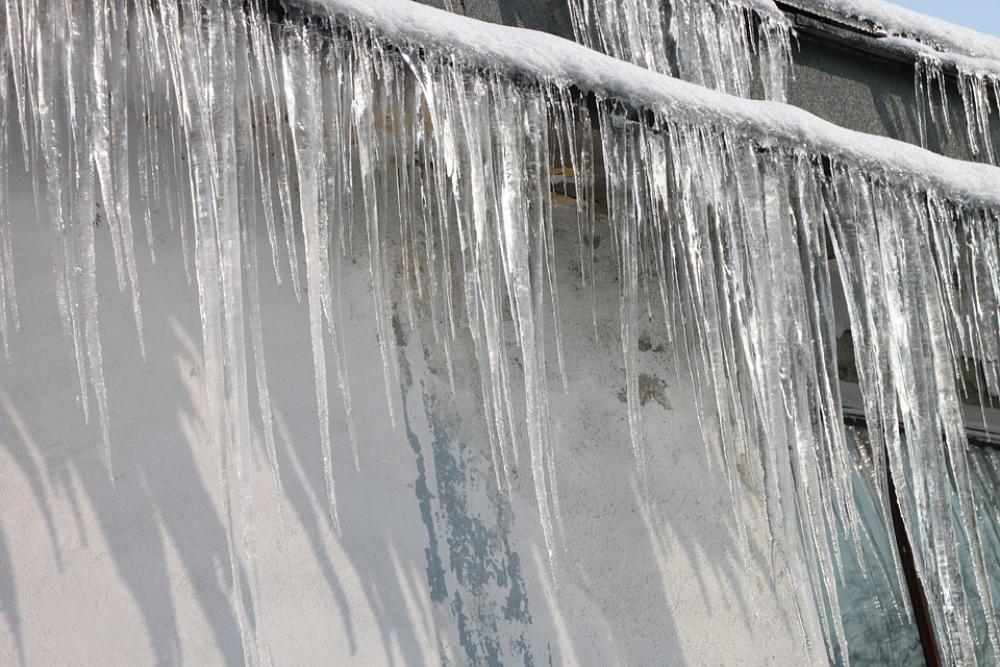 Buildings Cold Dams Ice Leaks Roof Snow Winter Buildings Cold Dams Ice Leaks Roof Snow Winter