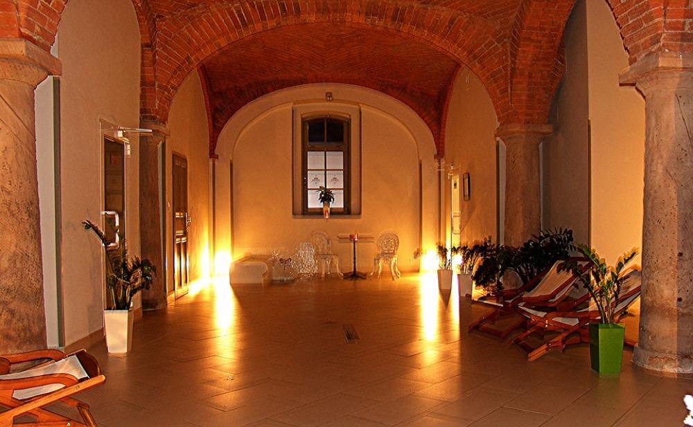 Castle Vault Wellness Atmosphere Romance Castle Vault Wellness Atmosphere Romance