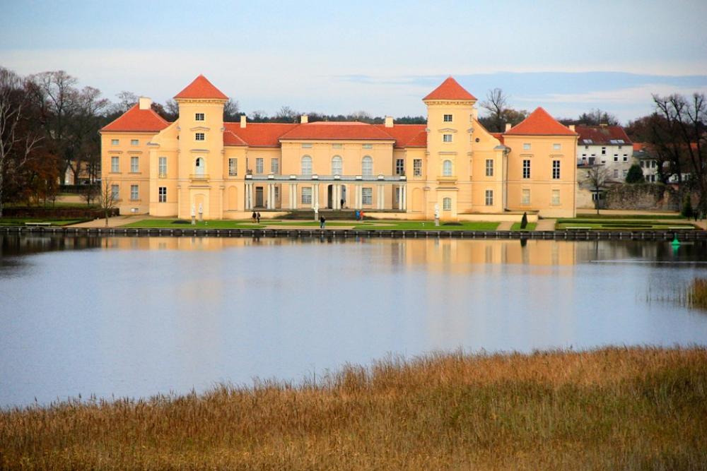 Castle Rheinsberg Lake Brandenburg Castle Rheinsberg Lake Brandenburg