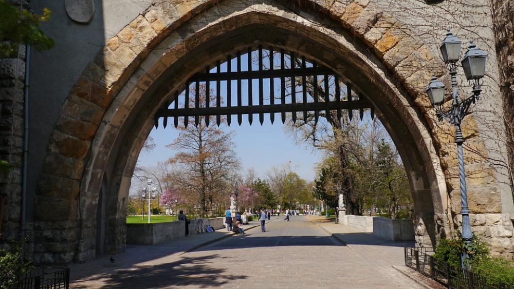 Castle Gate Castle Budapest Castle Gate Castle Budapest