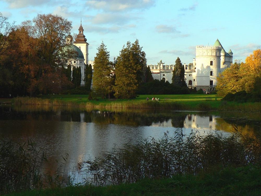 Castle Krasiczyn Landscape Poland Scenery Castle Krasiczyn Landscape Poland Scenery