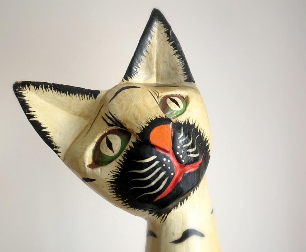 Cat Sculpture The Head Of The Ears Wood Decoration Cat Sculpture The Head Of The Ears Wood Decoration