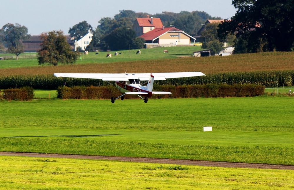 Cessna Airport Air Traffic Start Flying Sitterdorf Cessna Airport Air Traffic Start Flying Sitterdorf
