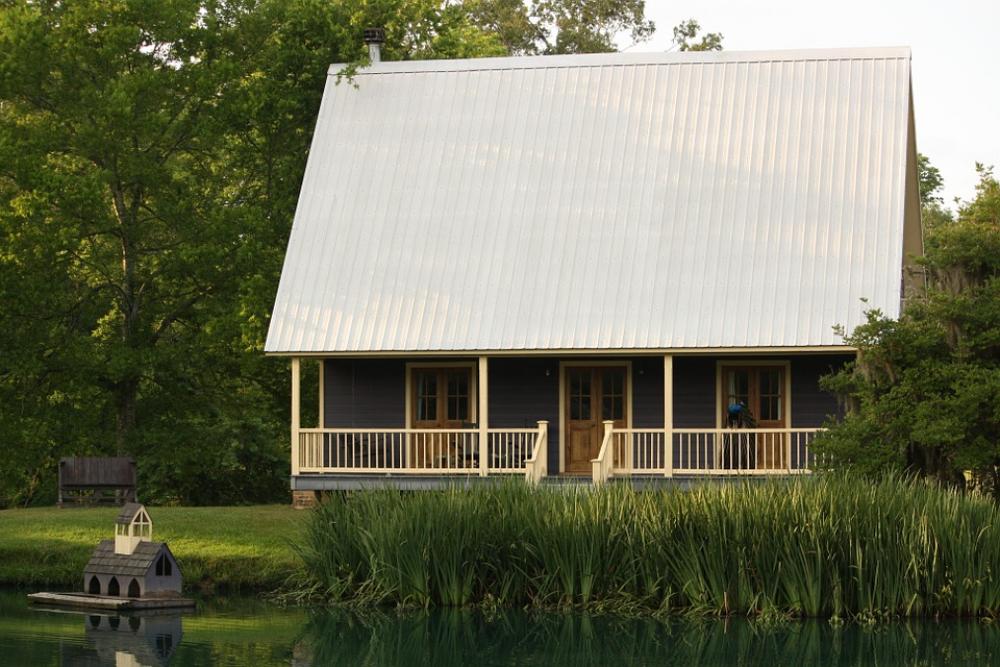 Cottage House Cabin Lake Waterfront Tranquil Cottage House Cabin Lake Waterfront Tranquil