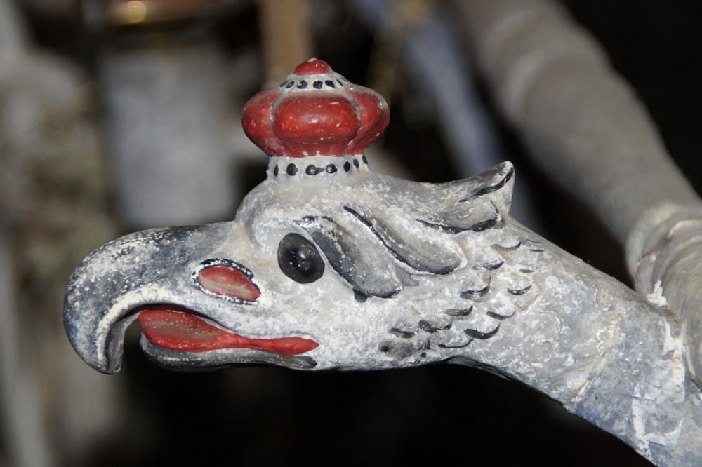 Eagle Head Carved Old Painted Wood Bird Head Eagle Head Carved Old Painted Wood Bird Head