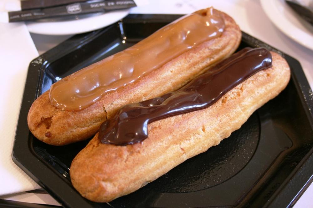 Éclair Dessert Sweet French Éclair Dessert Sweet French