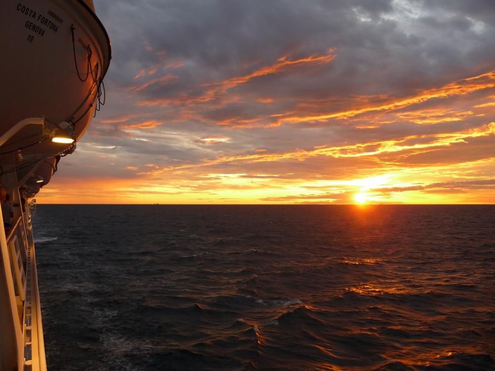 Evening Sun Sunset Ship Sea Evening Sun Sunset Ship Sea