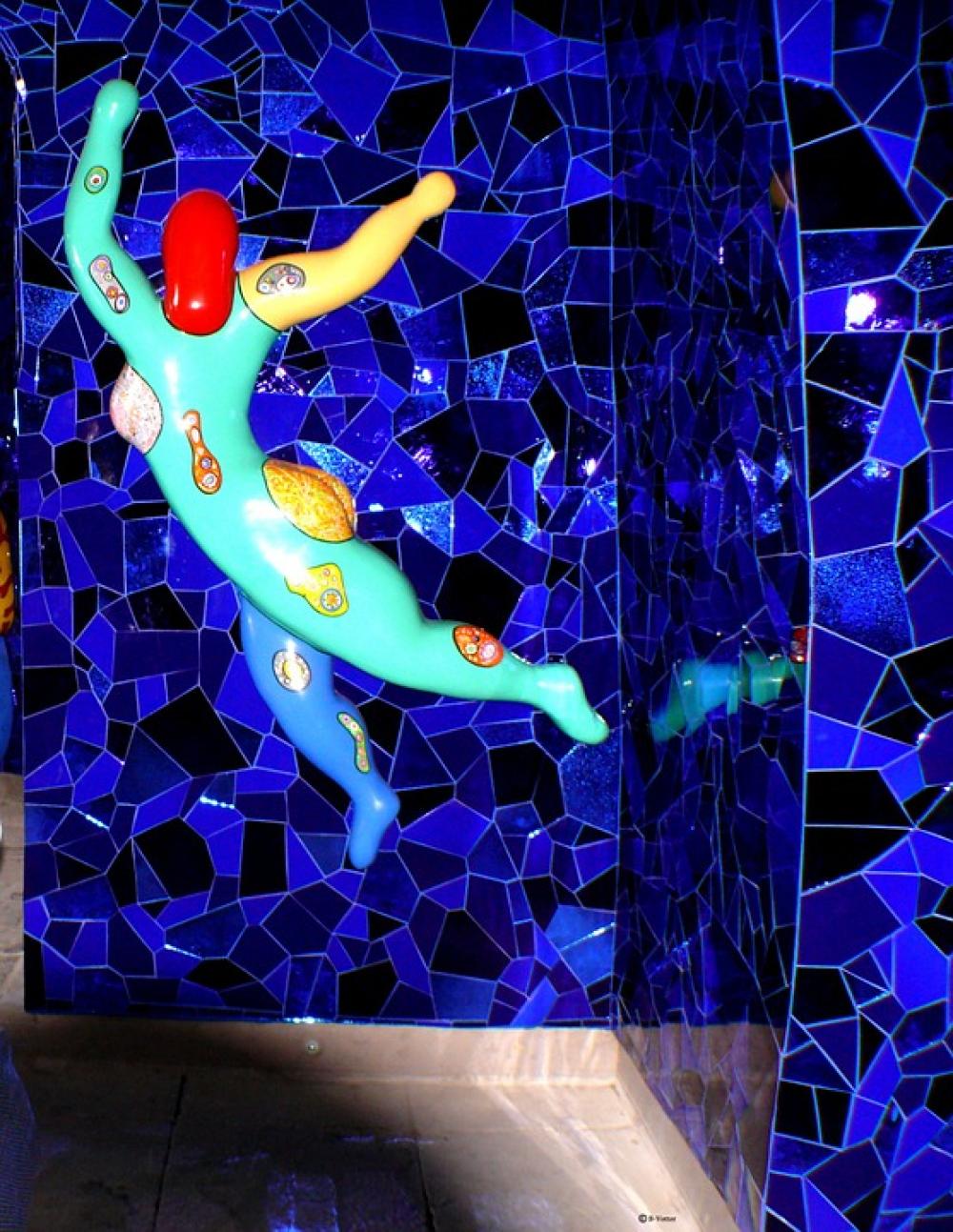 Figure Mosaic Colorful Art Building Wall Mirror Figure Mosaic Colorful Art Building Wall Mirror