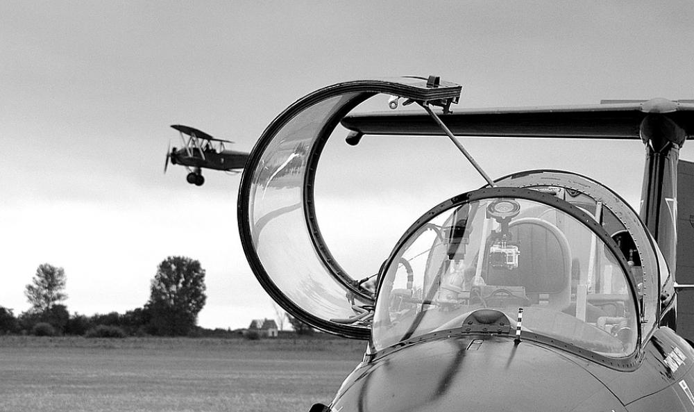 Flying Börgönd-Airport Black And White Flying Börgönd-Airport Black And White