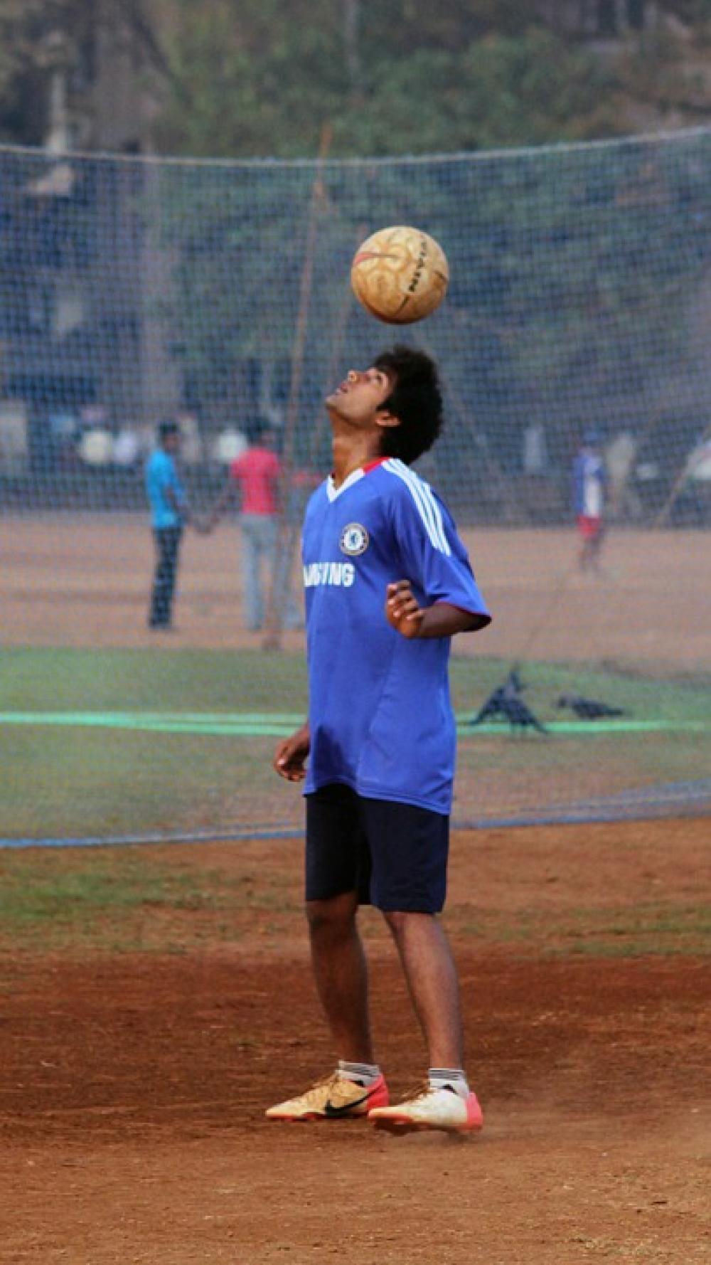 Football Ball Balance Head Man India Indian Football Ball Balance Head Man India Indian