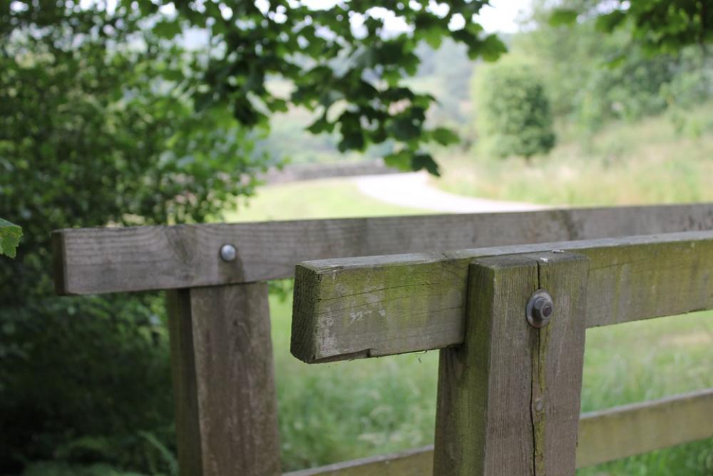 Footbridge Bridge Yorkshire Countryside Footpath Footbridge Bridge Yorkshire Countryside Footpath