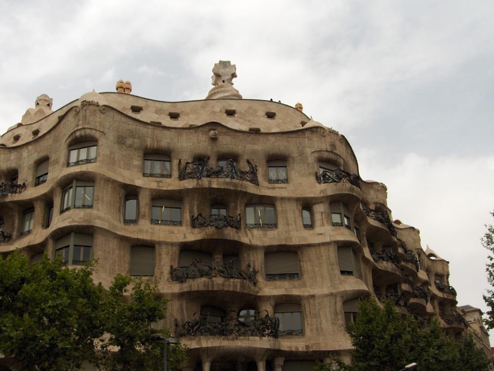 Gaudí Building Barcelona Urban Architecture Gaudí Building Barcelona Urban Architecture