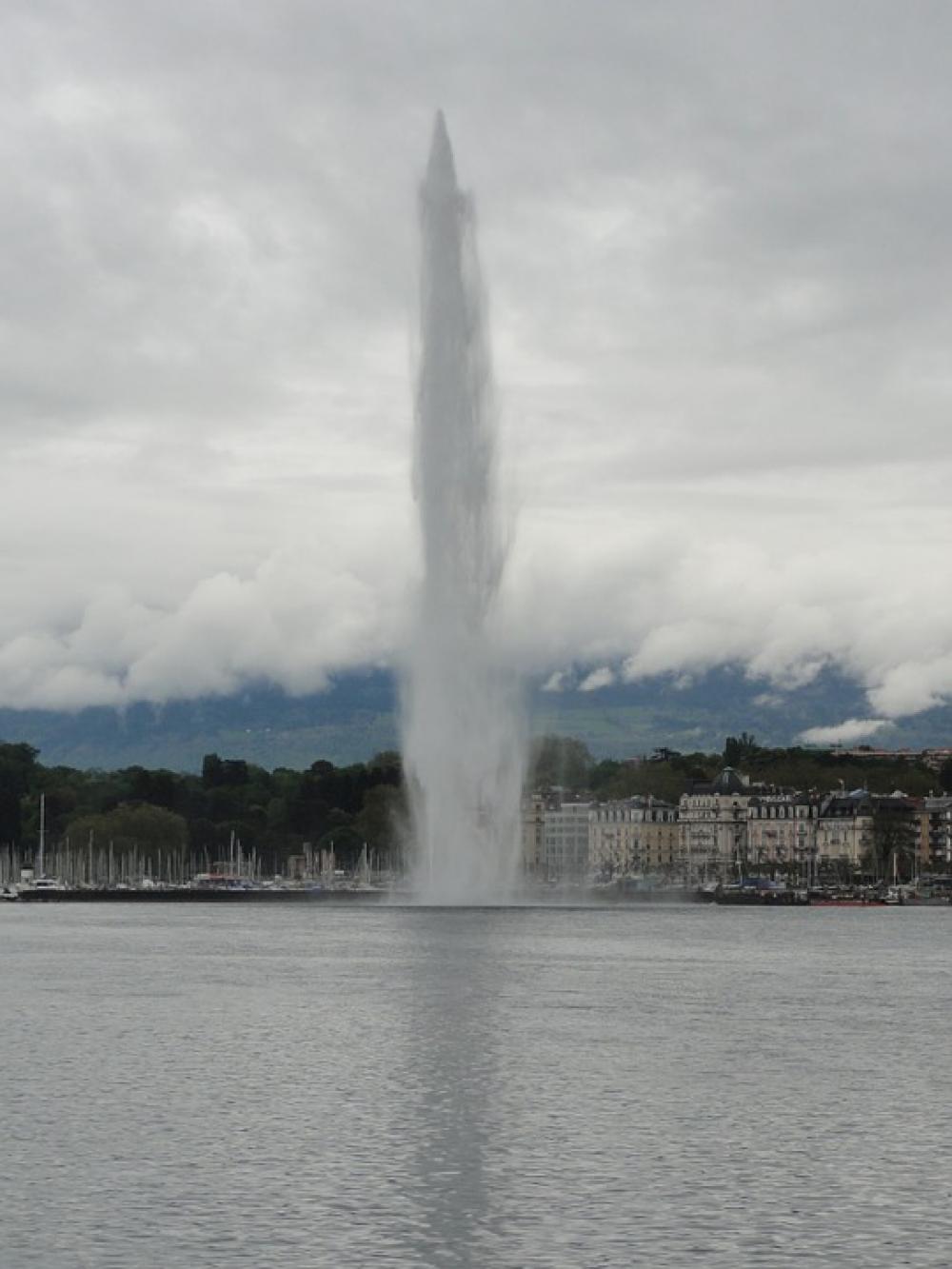 Geneva City Water Jet Fountain Lake Switzerland Geneva City Water Jet Fountain Lake Switzerland