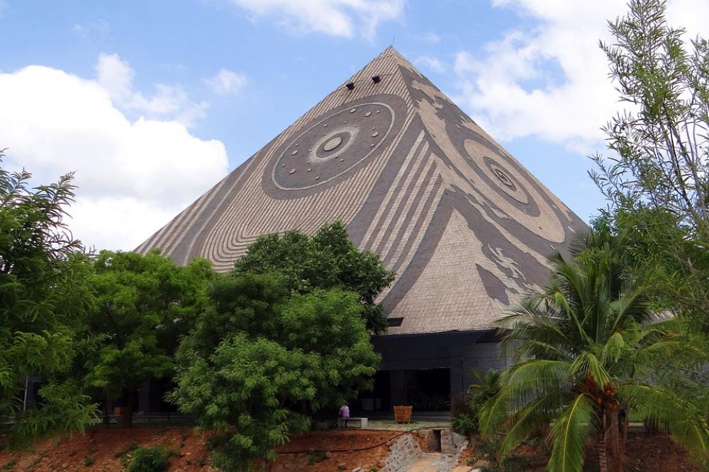Giant Pyramid Meditation Yoga Pyramid Valley Giant Pyramid Meditation Yoga Pyramid Valley