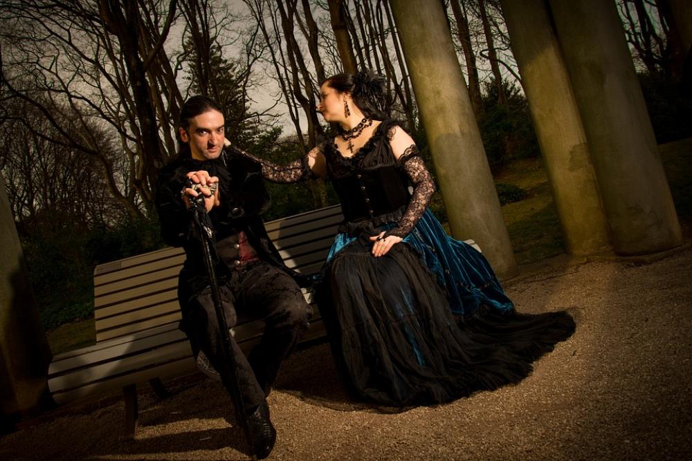 Gothic Casal Poetry Pose Beautiful Serene Art Gothic Casal Poetry Pose Beautiful Serene Art