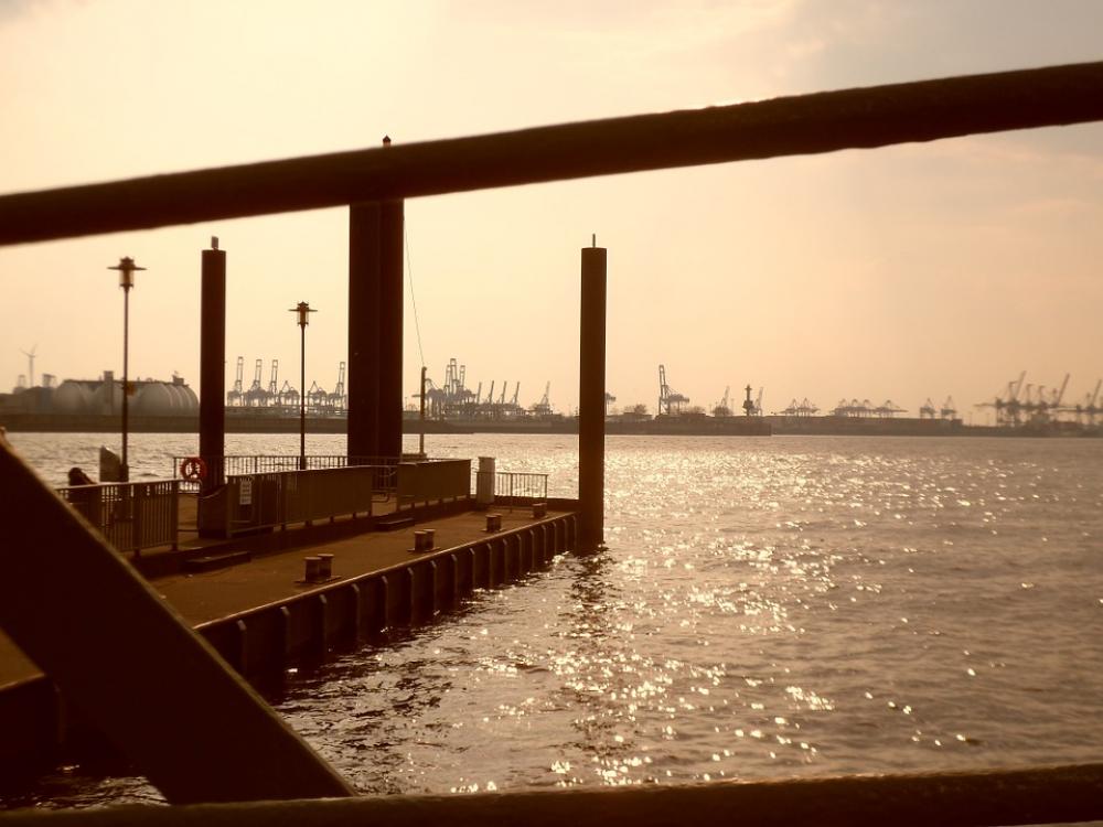 Hamburg Port Beautiful Spring Sun Sunshine Summer Hamburg Port Beautiful Spring Sun Sunshine Summer