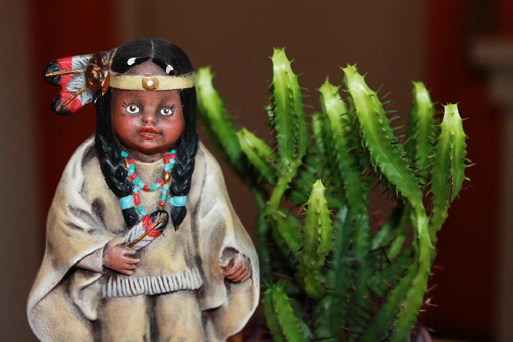 Indians Girl Figure Indians Girl Figure
