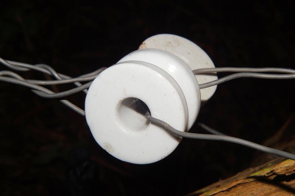 Insulator Wire Electric Fence Pasture Fence Mount Insulator Wire Electric Fence Pasture Fence Mount
