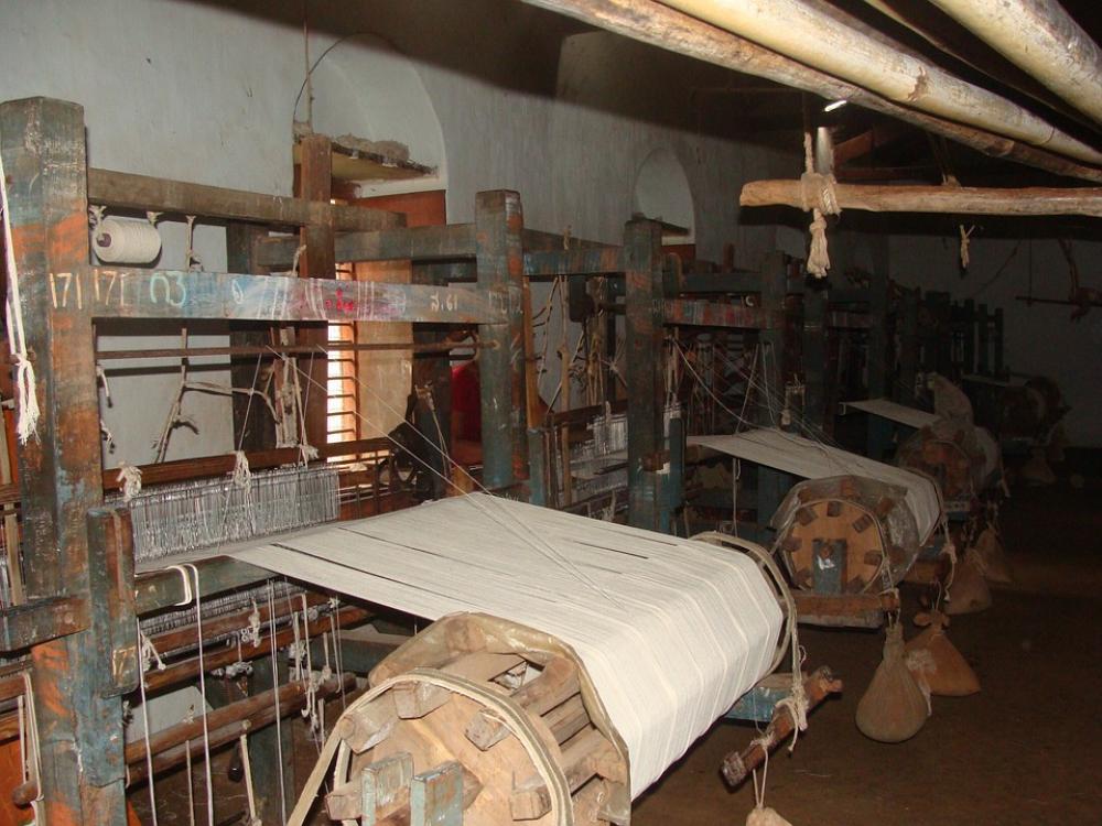 Khadi Coarse Cloth Garag India Weaving Yarn Making Khadi Coarse Cloth Garag India Weaving Yarn Making