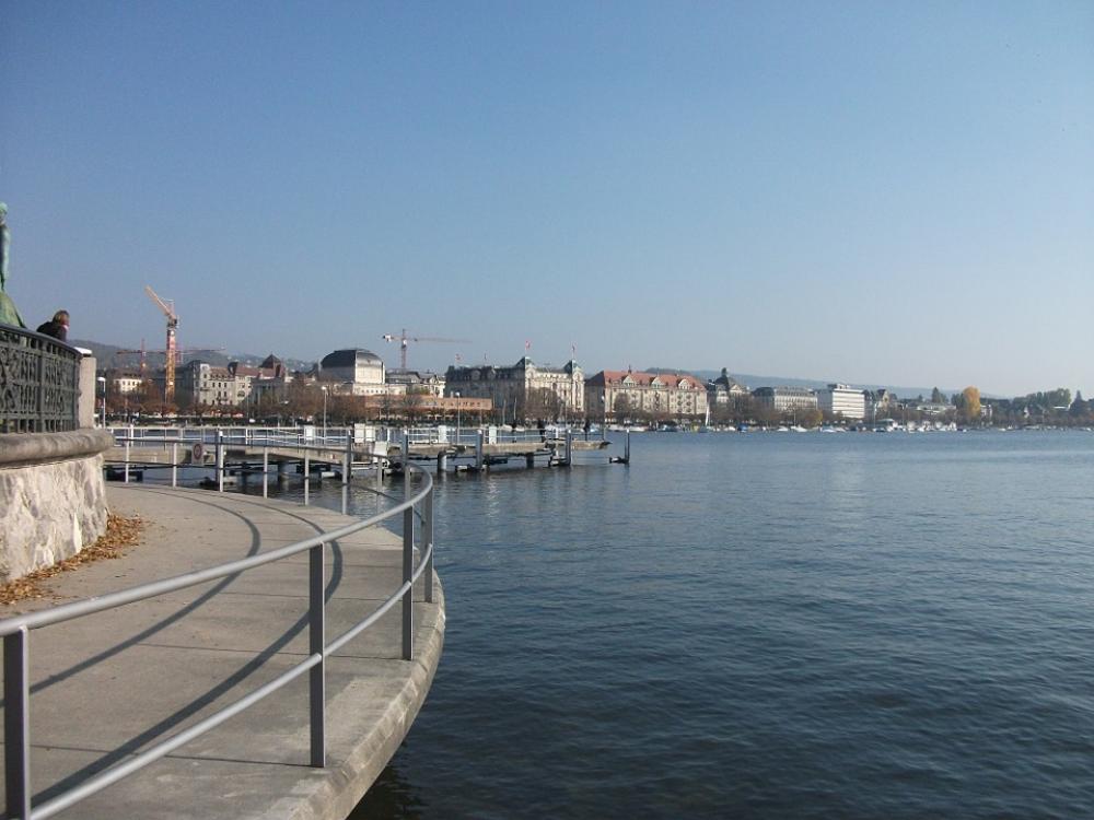 Lake Zurich Promenade Lake Zurich Promenade