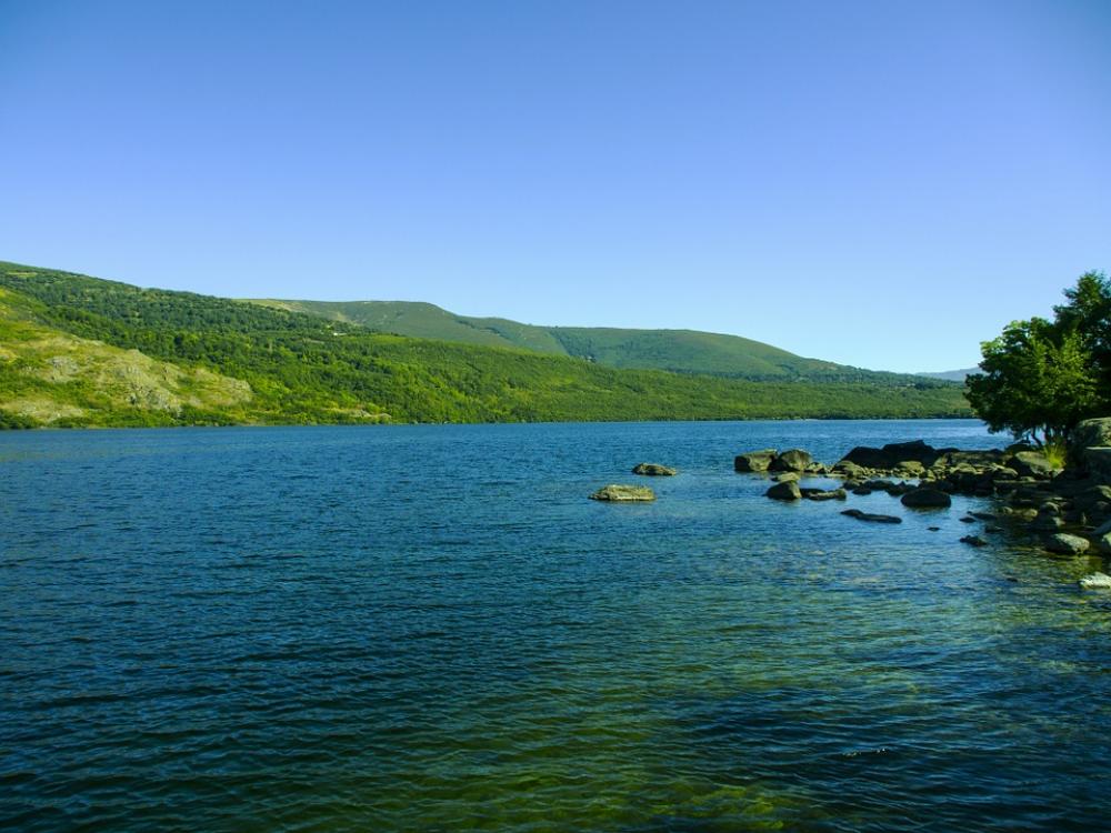 Lake Sanabria Water Sky Lake Sanabria Water Sky