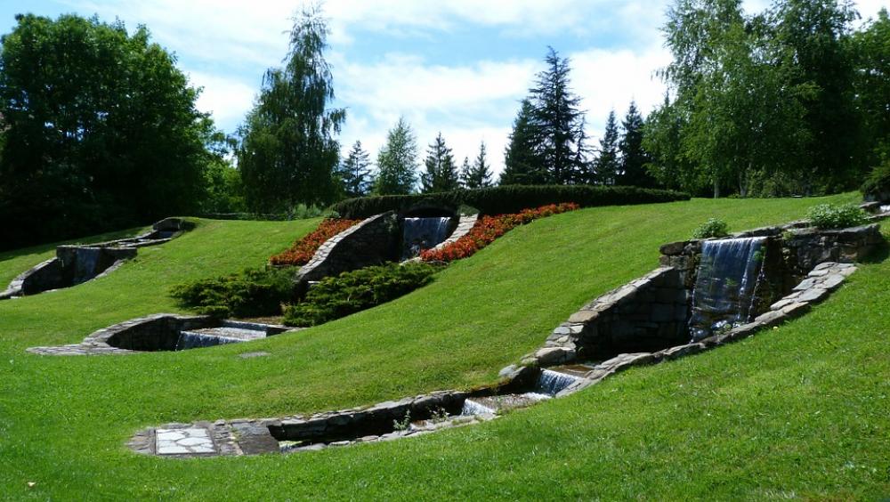 Landscape Fountains Urban Setting Lawn Green Water Landscape Fountains Urban Setting Lawn Green Water