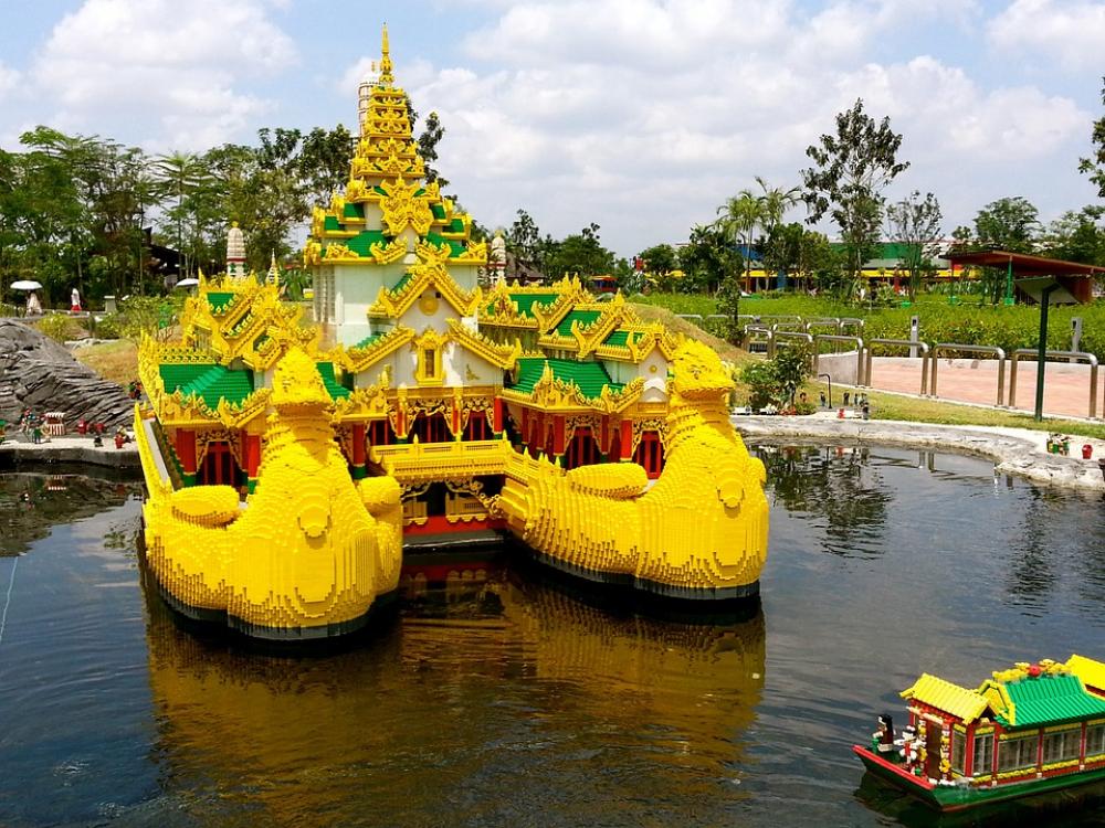 Legoland Malaysia Legoland Malaysia Theme Park Kid Legoland Malaysia Legoland Malaysia Theme Park Kid