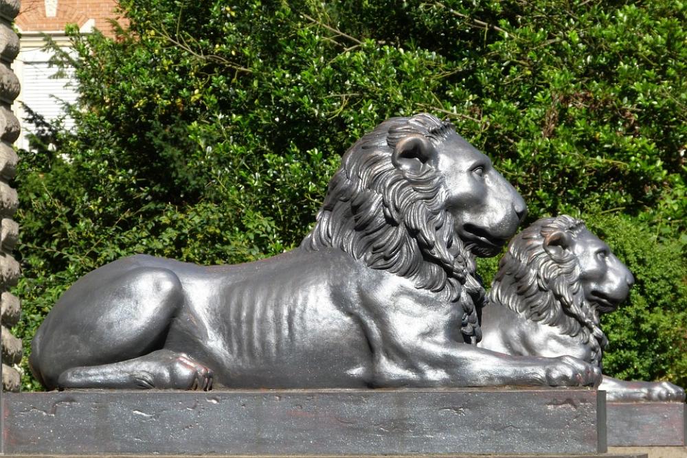 Lion Statues Figure Bronze Socket Lion Statue Lion Statues Figure Bronze Socket Lion Statue