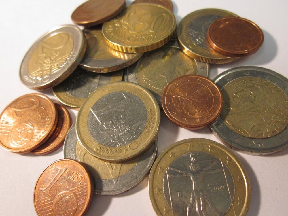 Loose Change Euro Coins Loose Change Euro Coins