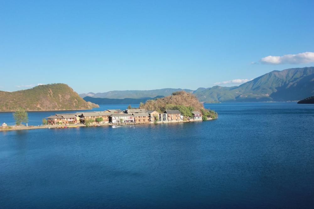 Lugu Lake Lake Blue Sky Sky Lijiang The Scenery Lugu Lake Lake Blue Sky Sky Lijiang The Scenery