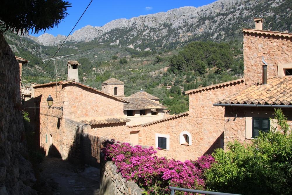 Mallorca Village South Village View Architecture Mallorca Village South Village View Architecture