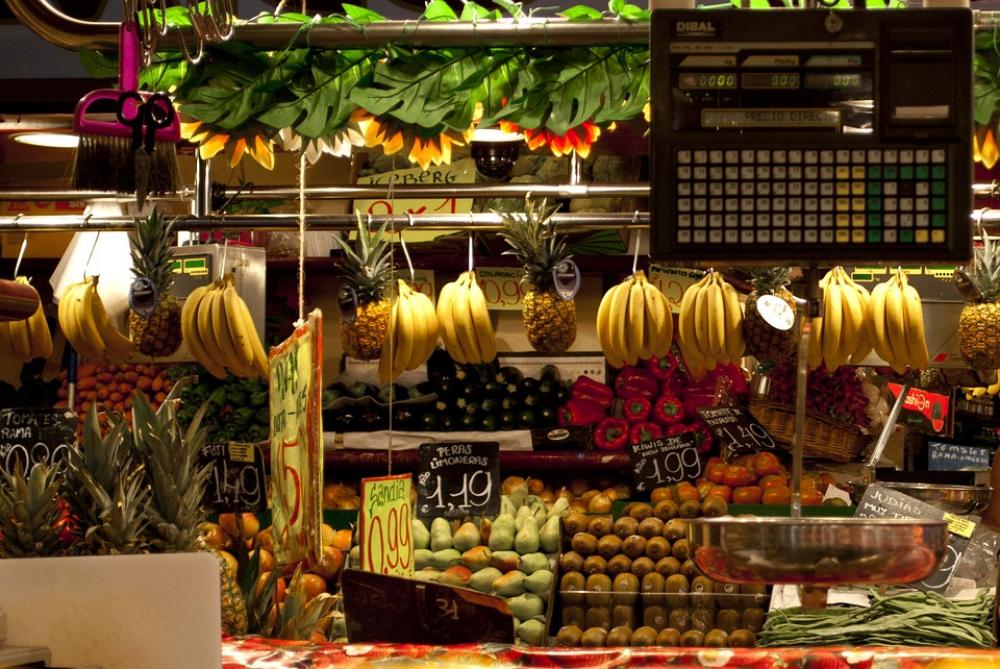 Market Spread Fruit Vegetables Bananas Pineapple Market Spread Fruit Vegetables Bananas Pineapple