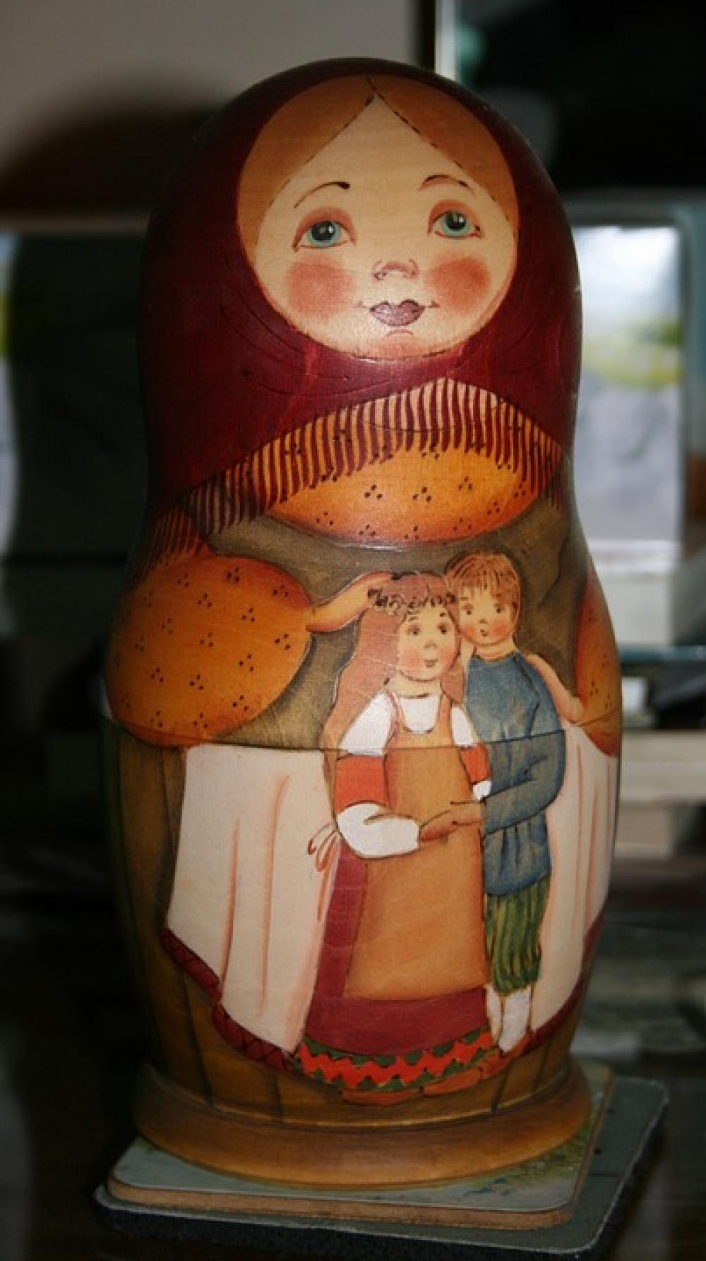 Matrioshka Dolls Mother Wood Toy Figure Picture Matrioshka Dolls Mother Wood Toy Figure Picture