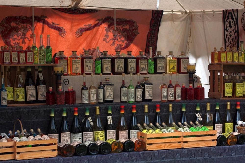 Middle Ages Market Castle Wines Wine Stand Liqueur Middle Ages Market Castle Wines Wine Stand Liqueur