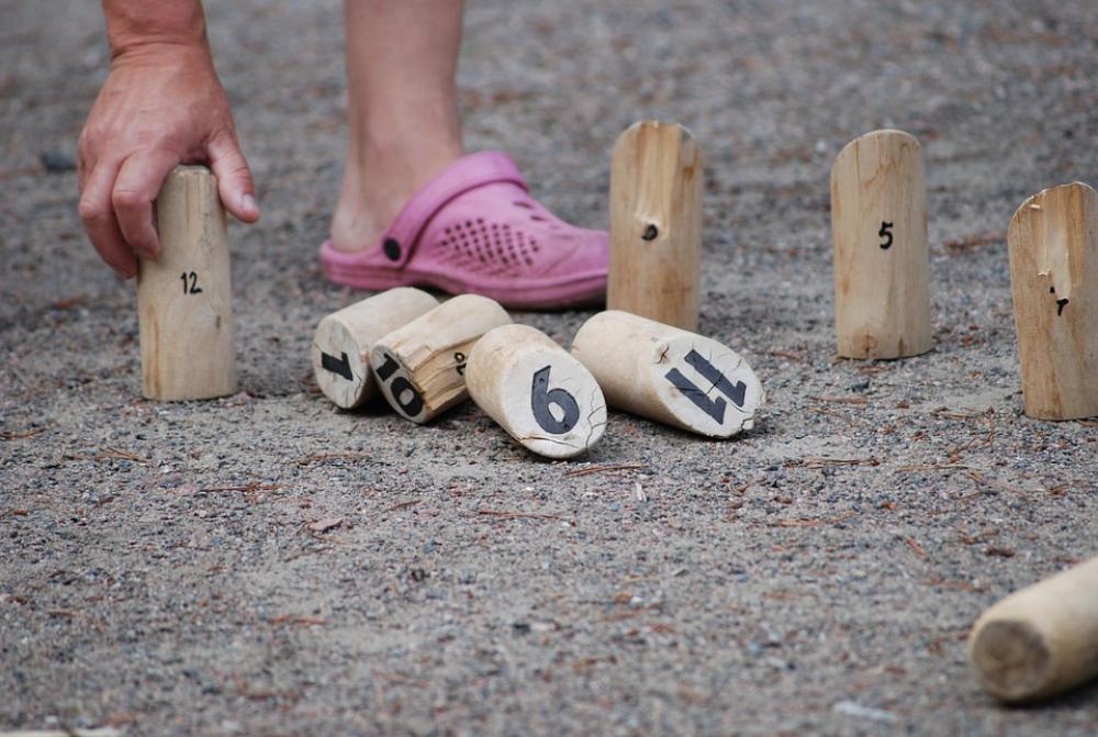 Mölkky Game Block Mölkky Game Block
