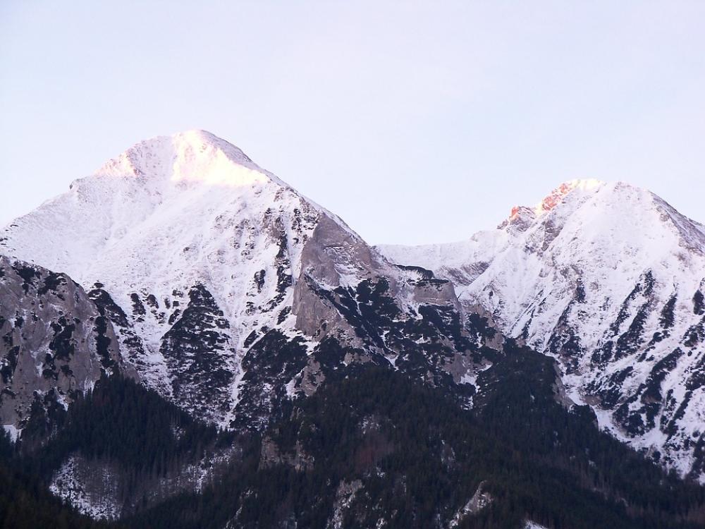 Mountain Tatra Mountains Snowy Slovakia Sunrise Mountain Tatra Mountains Snowy Slovakia Sunrise