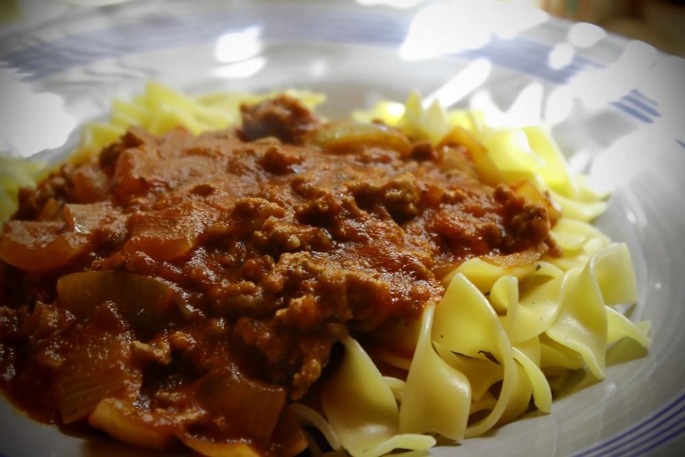 Noodles Bolognese Sausage Potatoes Cook Lunch Noodles Bolognese Sausage Potatoes Cook Lunch